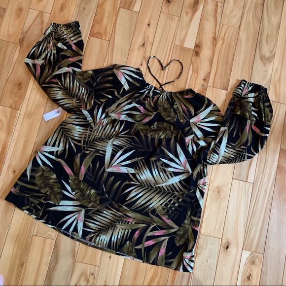 2/$25 Old Navy Tropical Print Peasant shirt (NWT) - Picture 2 of 6